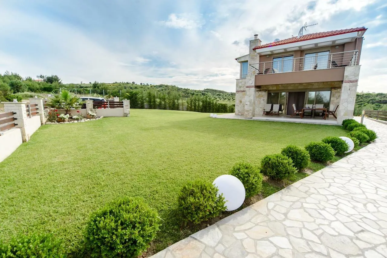 חניוטי Villa Alina